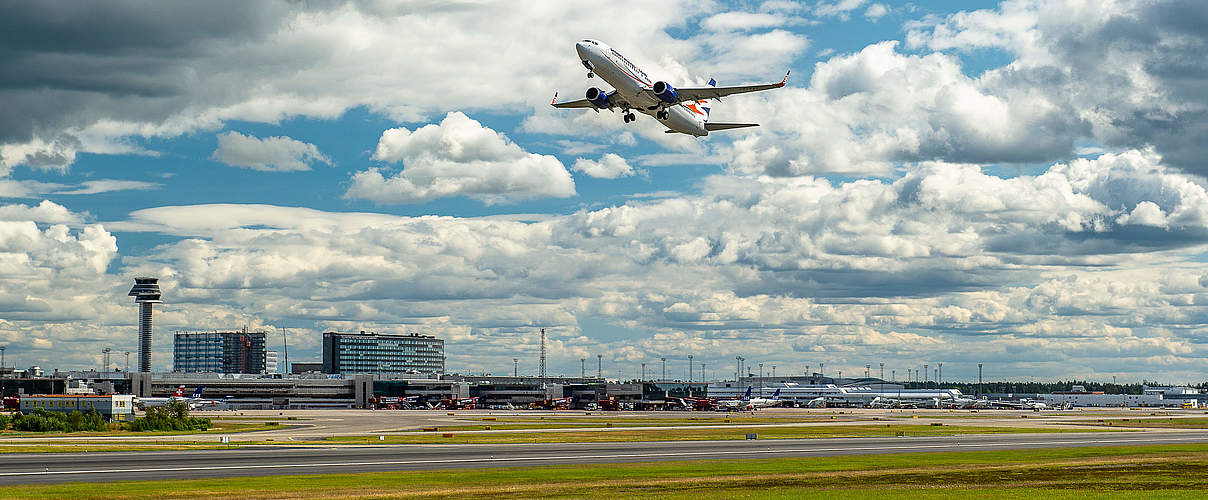 Flugzeug beim Start © Ola Jennersten / WWF-Sweden