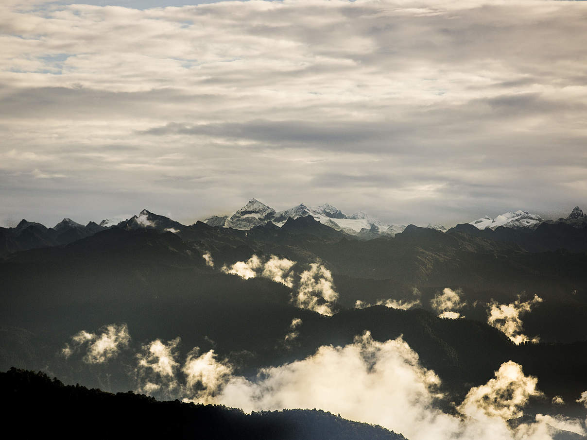Himalaya in Bhutan © James Morgan / WWF-US Himalaya in Bhutan © James Morgan / WWF-US